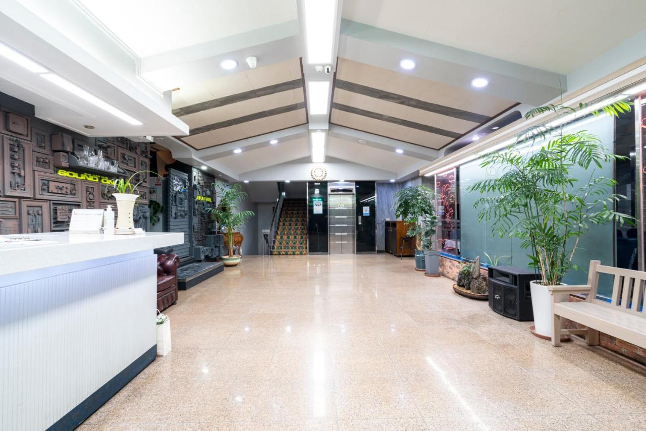 New Jeju Hotel Εξωτερικό φωτογραφία