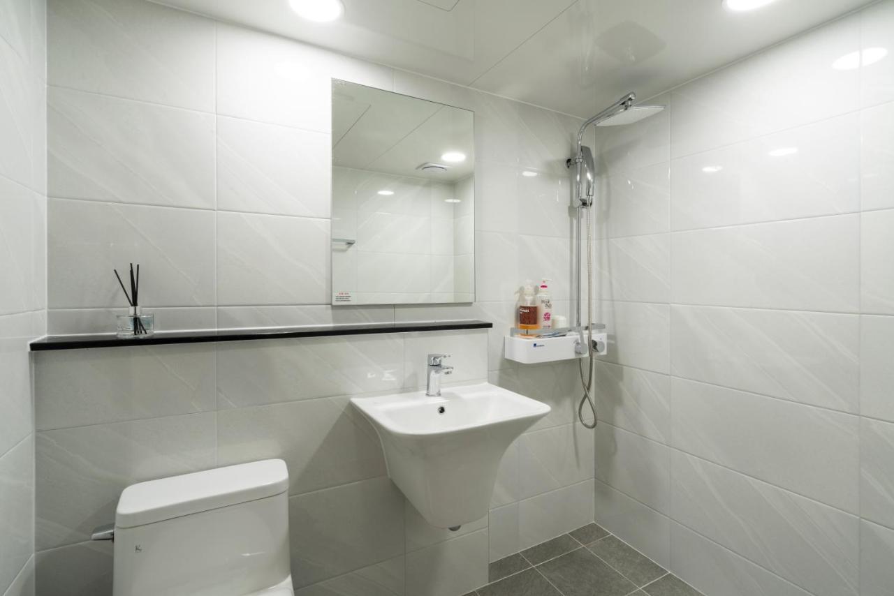 New Jeju Hotel Εξωτερικό φωτογραφία