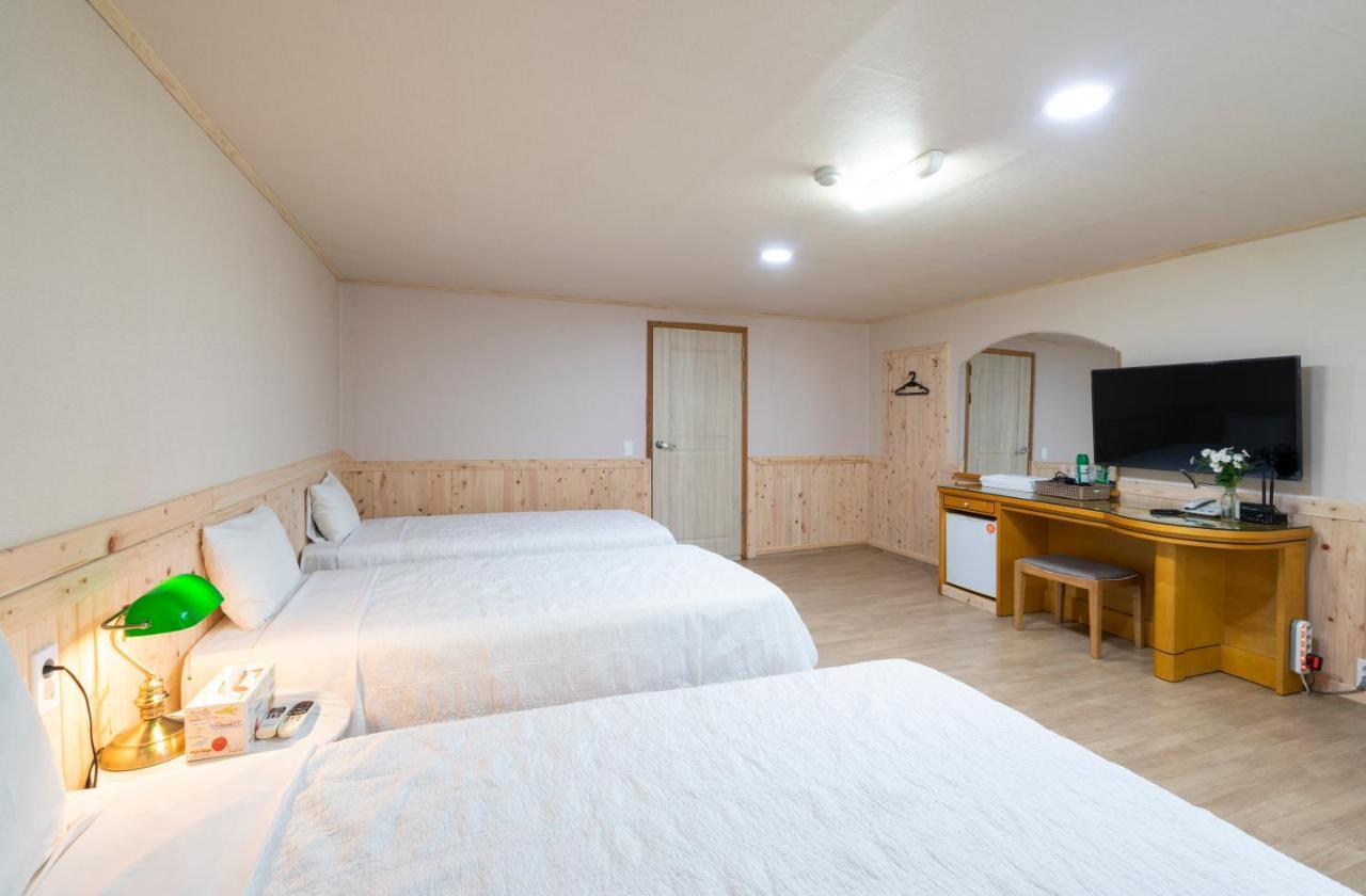 New Jeju Hotel Εξωτερικό φωτογραφία