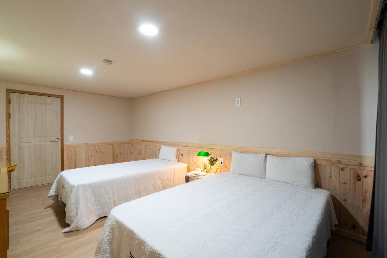 New Jeju Hotel Εξωτερικό φωτογραφία